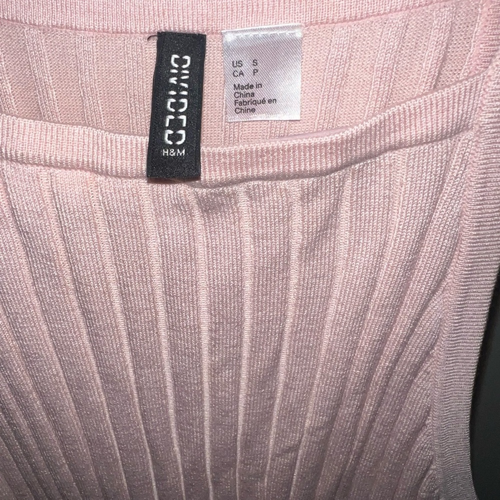 H&M baby pink shirt